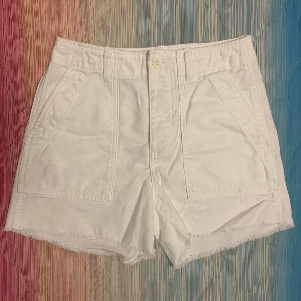 GAP Utility Shorts in White Wash Size 0